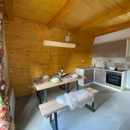 Snjezna Kraljica Apartment *