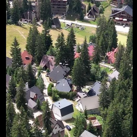 Snjezna Kraljica 1 アパート