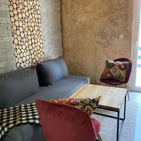 Snjezna Kraljica Apartment *