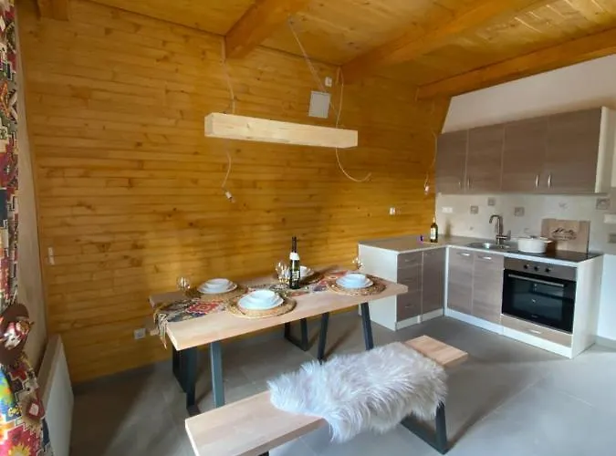 Snjezna Kraljica 1 Appartamento *