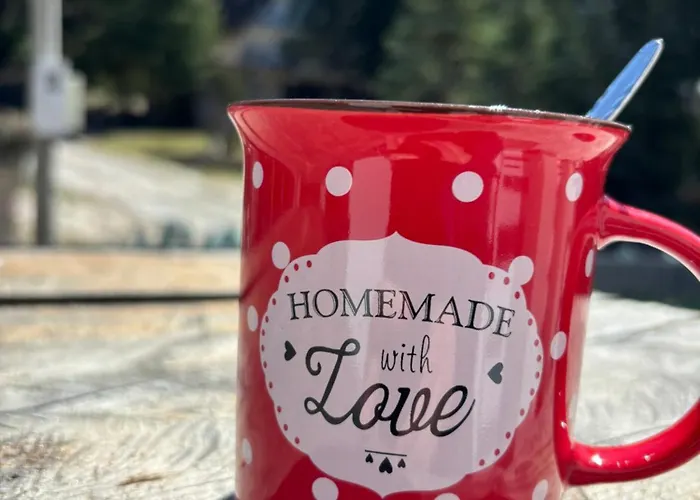 Snjezna Kraljica 1 *